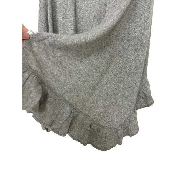 Precious Fibers 100% Cashmere Gray Ruffle Shawl/Scarf/Ruana One size New - Picture 7 of 13